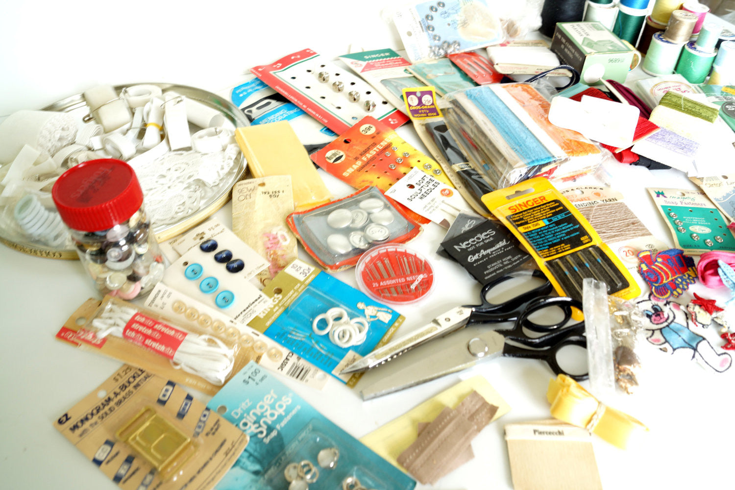 Vintage Hand Sewing Supplies Mixed Lot of Vintage Sewing Notions Vintage Sewing  Accessories 